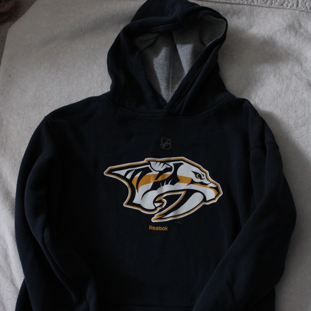 Nashville Predators Sweatshirt